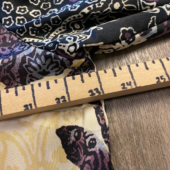 Vintage JH Collectibles Velvet Hem Button Down Blouse Size XL - Picture 6 of 7